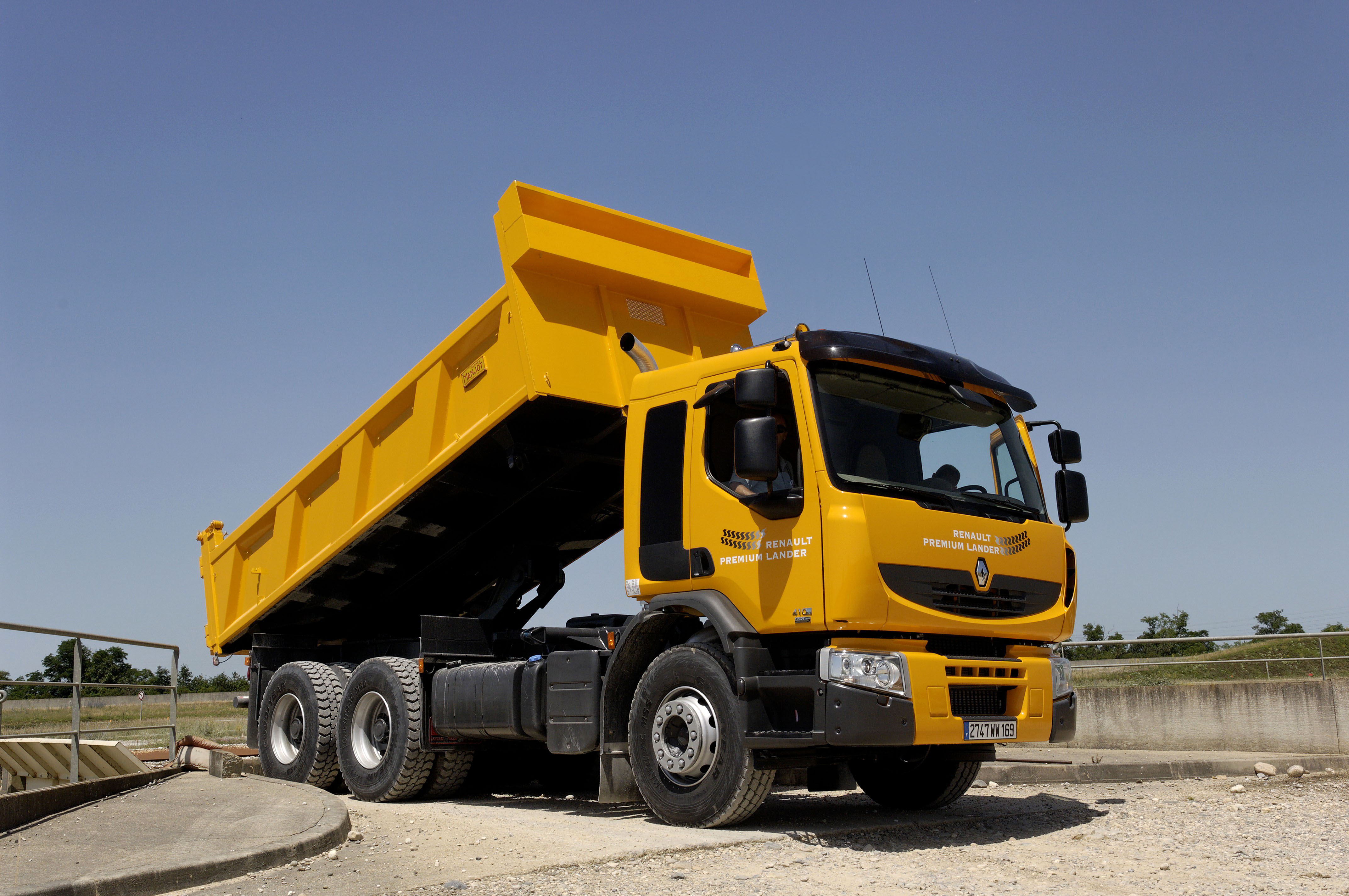 Lander Renault Premium