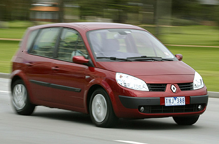 File:Renault Scenic II rear 20090202.jpg - Wikimedia Commons