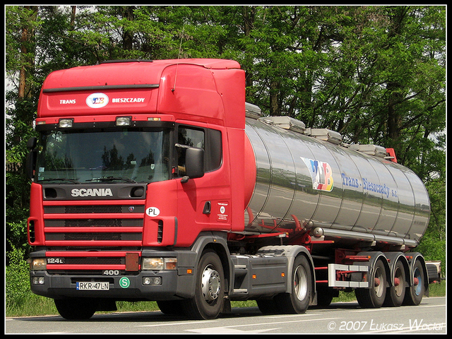 Scania 124 L 400