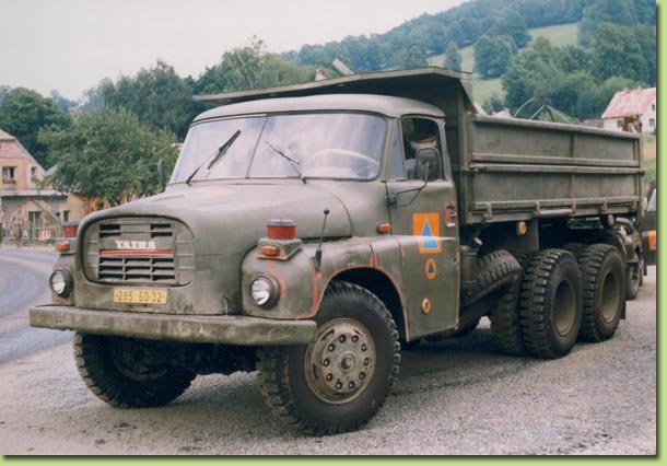 Tatra 148