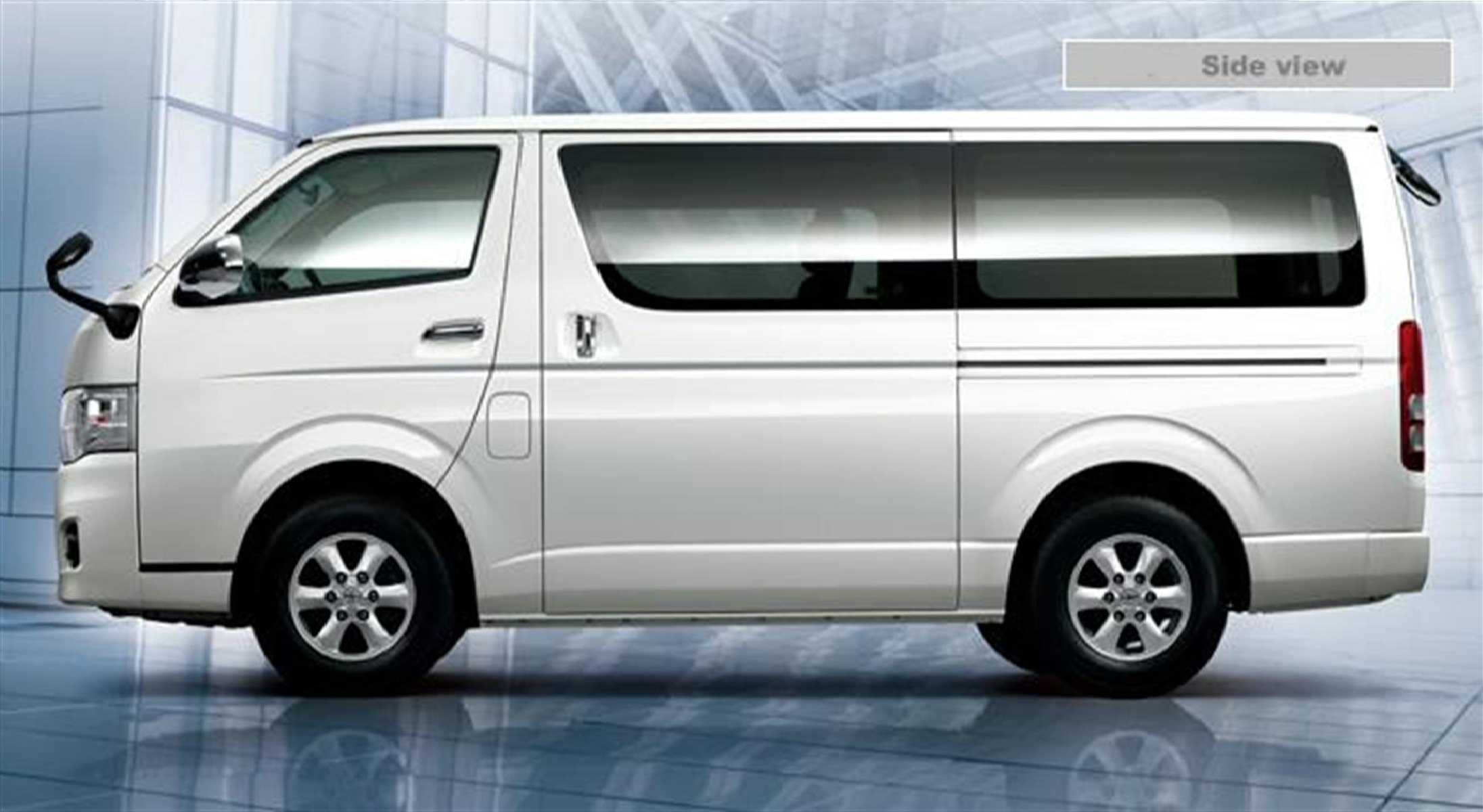 Minibus Toyota Hiace