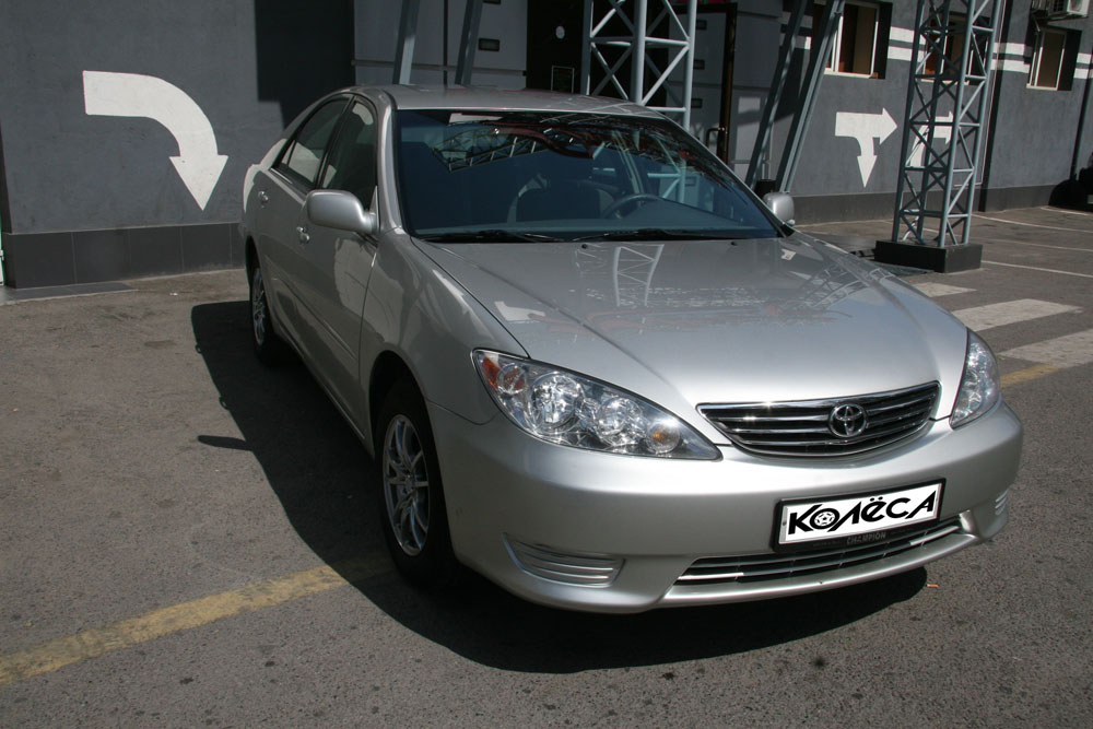 Toyota Camry 30