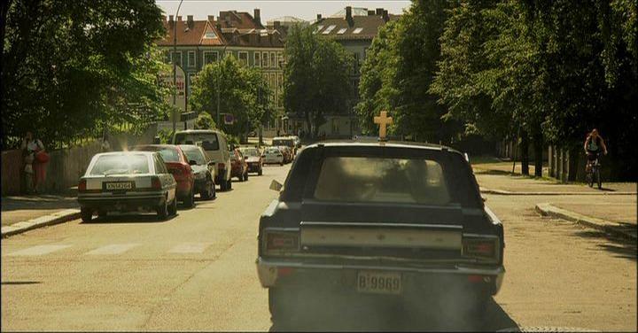 Toyota Carina II à Hayon T150