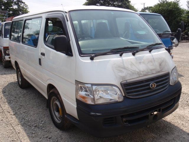 Grande Cabine Toyota Hiace