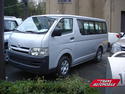 Minibus Toyota Hiace