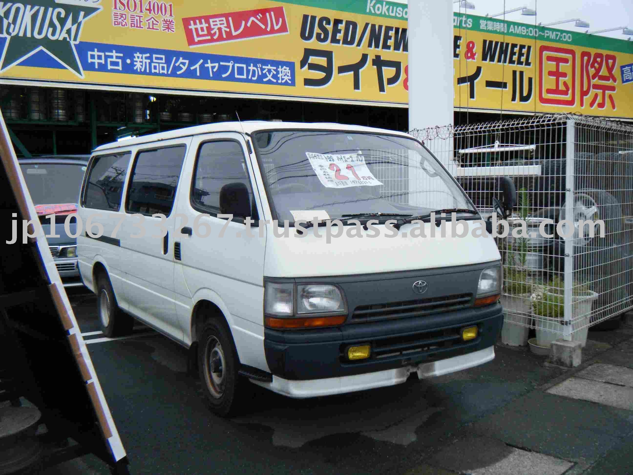 Minibus Toyota Hiace