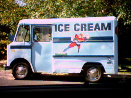 Camion de Crème Glacée Inconnu