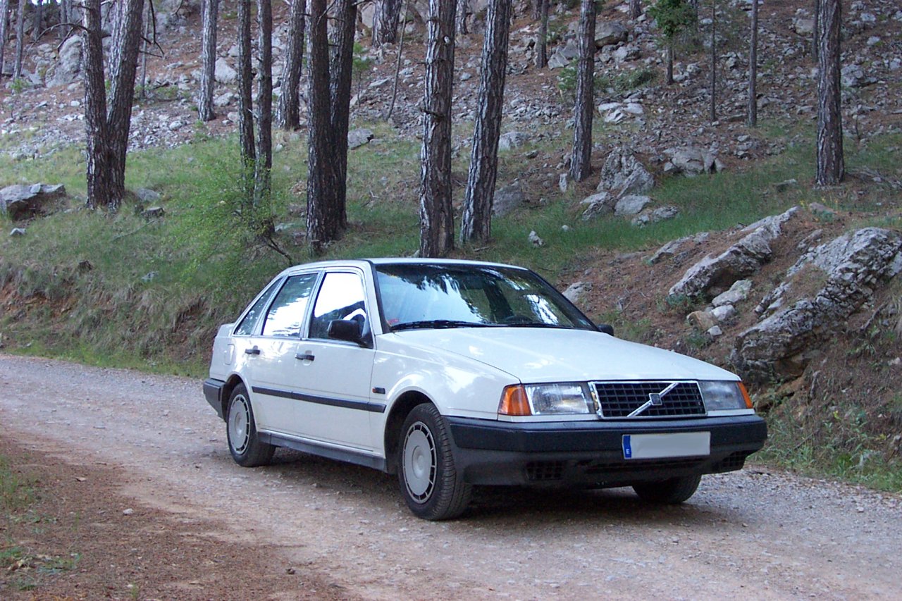 Volvo 440GL