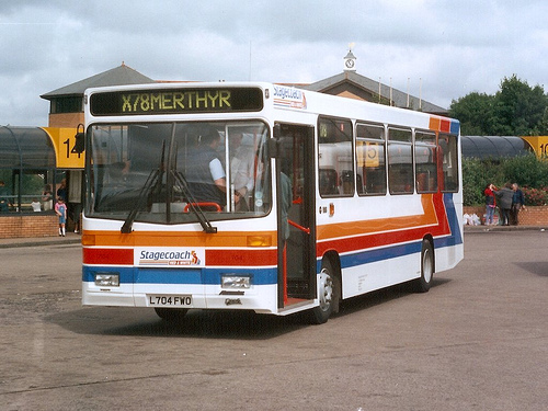 Autobus 704 Blanc
