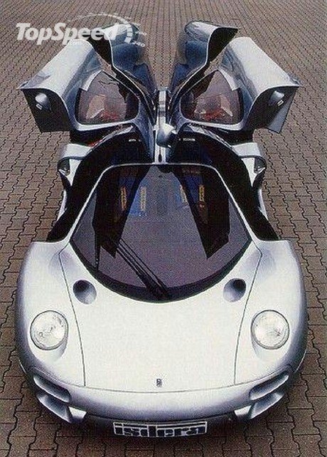 Isdera Commendatore