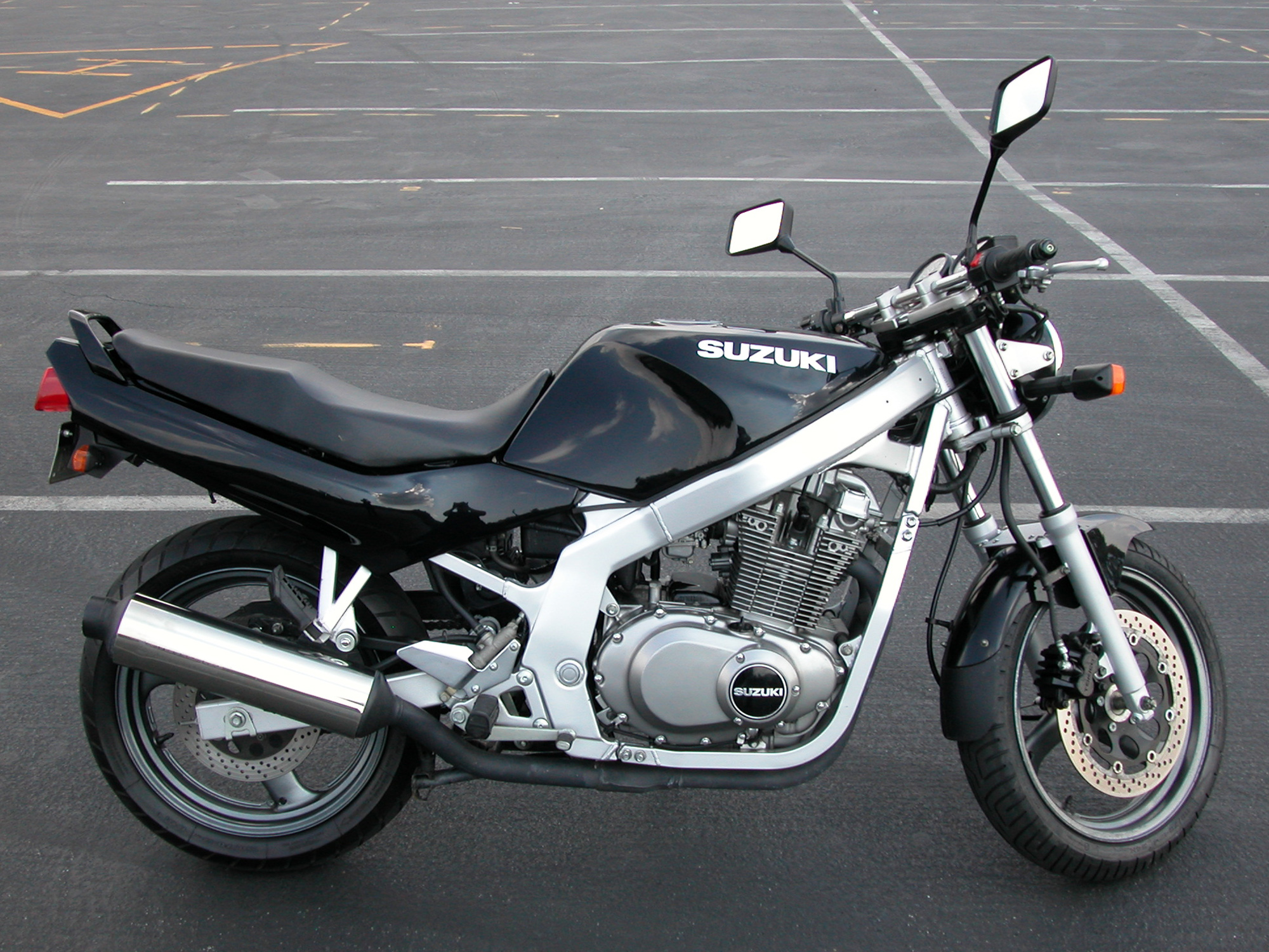 Suzuki 500